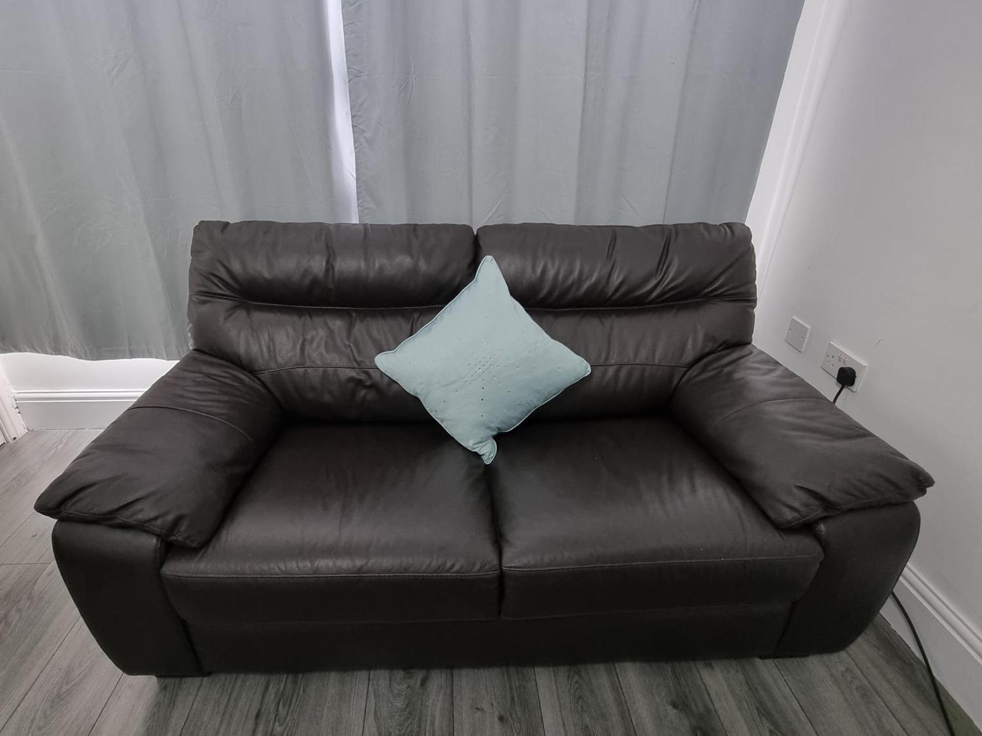 3 Bedroom Spacious Modern Comfortable In Rochdale, Work, Relax, Explore Manchester, Oldham, Bury Rochdale