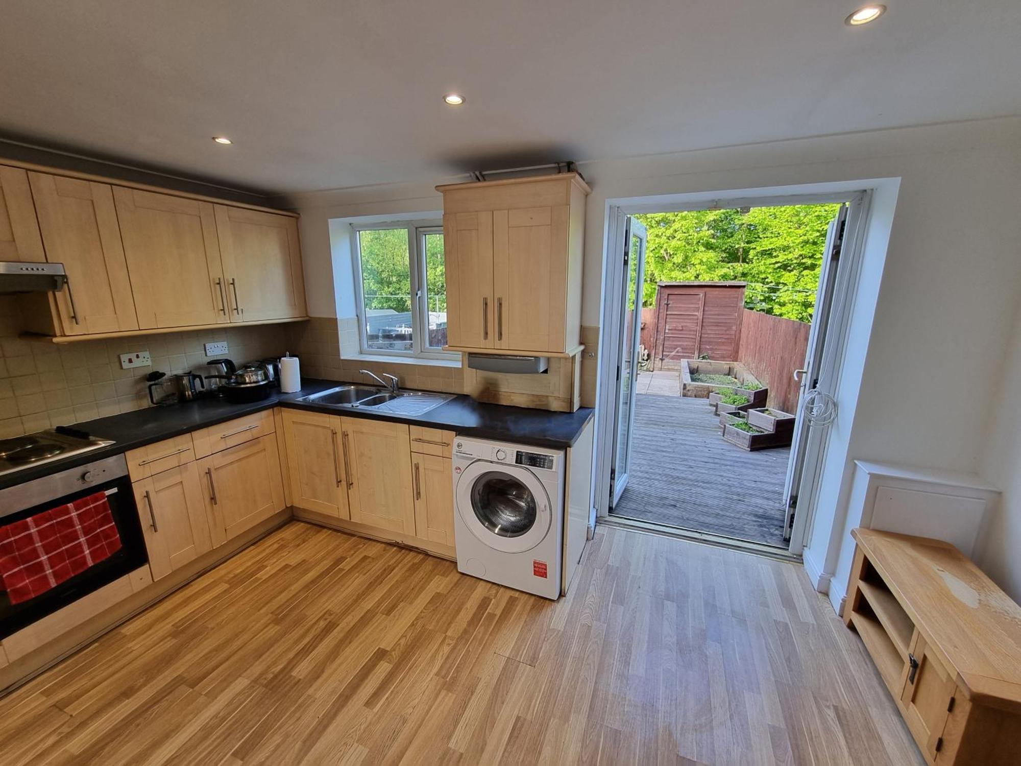 Holiday home 3 Bedroom Spacious Modern Comfortable In Rochdale, Work, Relax, Explore Manchester, Oldham, Bury *