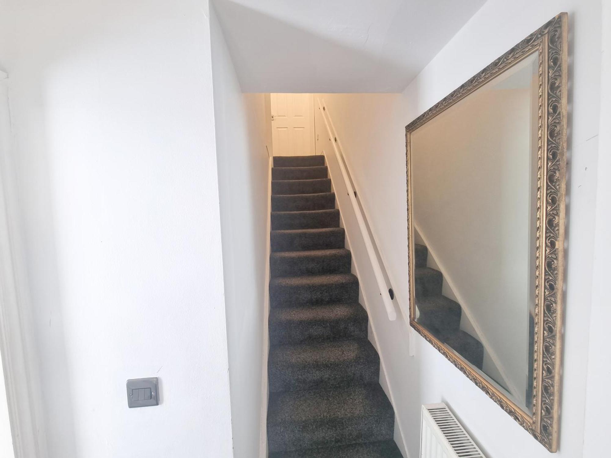 Holiday home 3 Bedroom Spacious Modern Comfortable In Rochdale, Work, Relax, Explore Manchester, Oldham, Bury