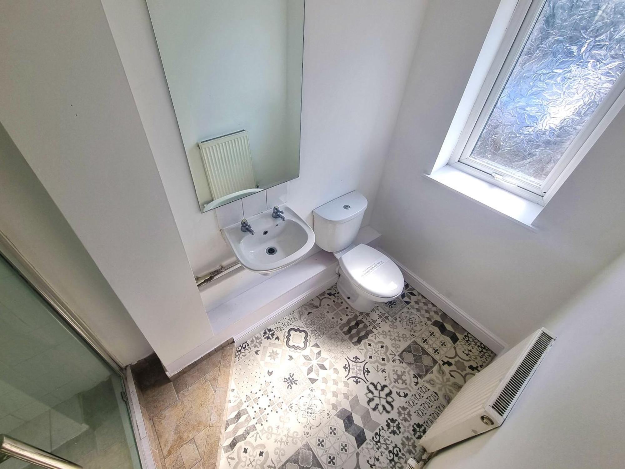 3 Bedroom Spacious Modern Comfortable In Rochdale, Work, Relax, Explore Manchester, Oldham, Bury